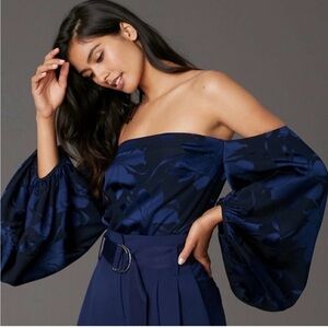DVF DIANE VON FURSTENBERG Off-Shoulder Floral Navy/Black Blouse.Bell Sleeves